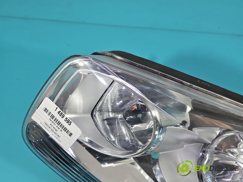 Kia Venga 1.4 crdi 75 HP manual 55 kW 1396 cm3 5- Reflektor: ľavý  (Kľučka dverí ostatné)