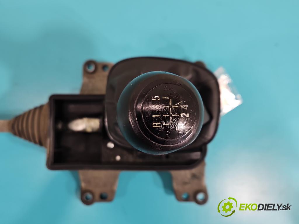 Opel Corsa D 2006-2014 1.2 16v 80 HP manual 59 kW 1229 cm3 5- Páka: Změny: stupeň,rýchlosť  (Rýchlostná páka (kulisa))