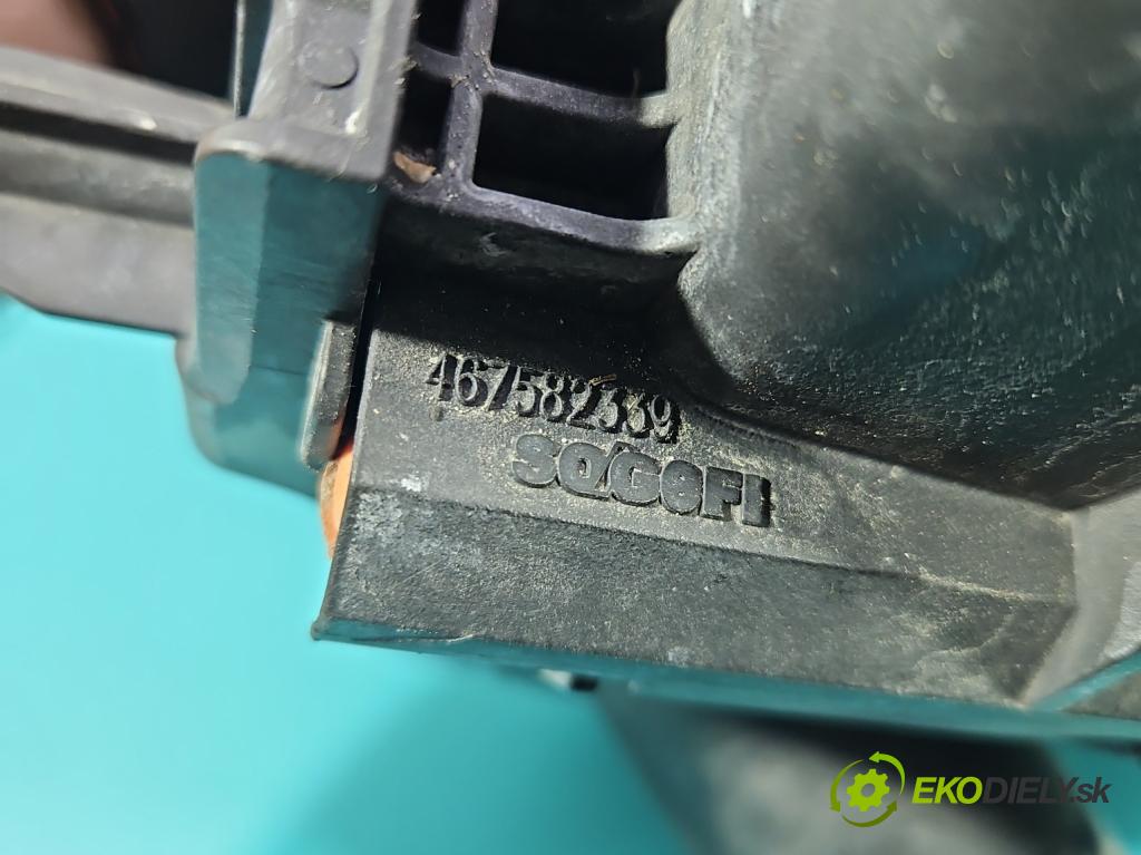 Opel Corsa D 2006-2014 1.2 16v 80 HP manual 59 kW 1229 cm3 5- obal filtra vzduchu 467582339 (Obal vzduchového filtra)