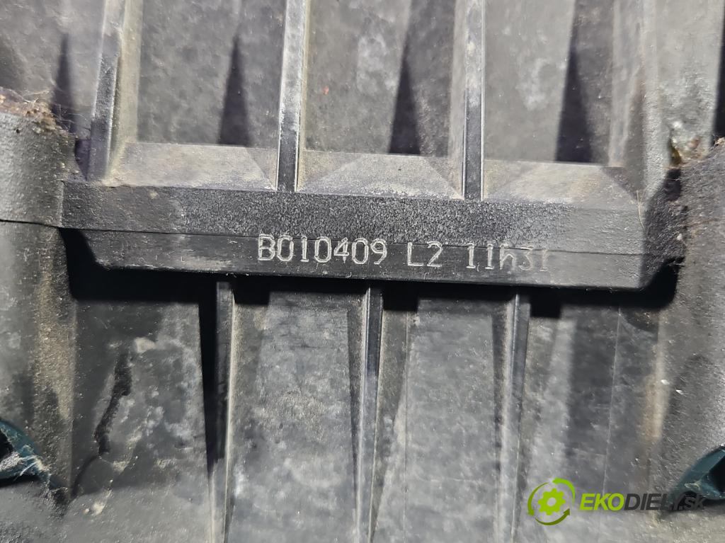 Opel Corsa D 2006-2014 1.2 16v 80 HP manual 59 kW 1229 cm3 5- obal filtra vzduchu 467582339 (Obal vzduchového filtra)