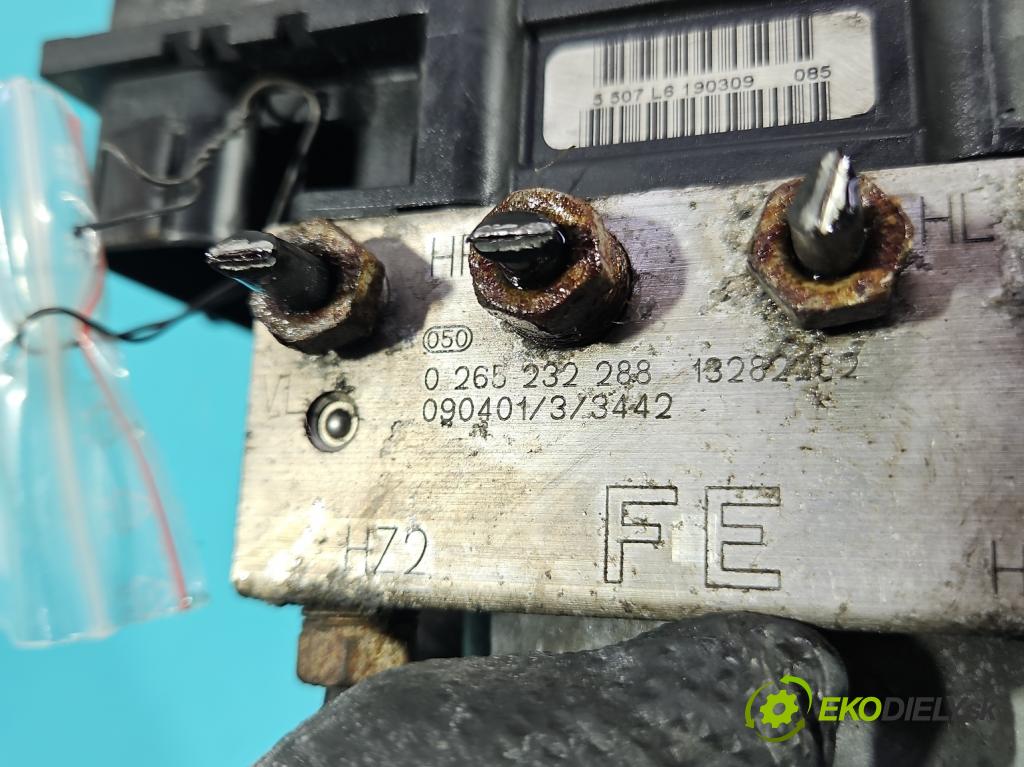 Opel Corsa D 2006-2014 1.2 16v 80 hp manual 59 kW 1229 cm3 5- čerpadlo abs 0265800796 (Pumpa ABS)