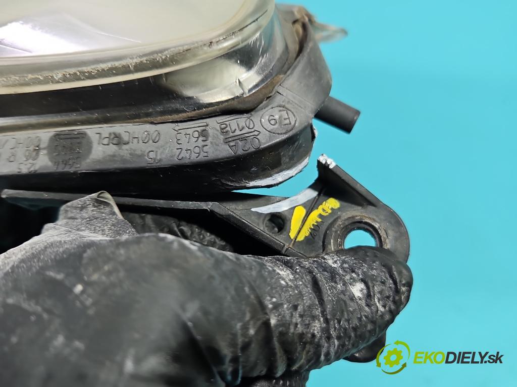 Opel Corsa D 2006-2014 1.2 16v 80 HP manual 59 kW 1229 cm3 5- Reflektor: pravý 13186382 (Svetlo predné pravé)