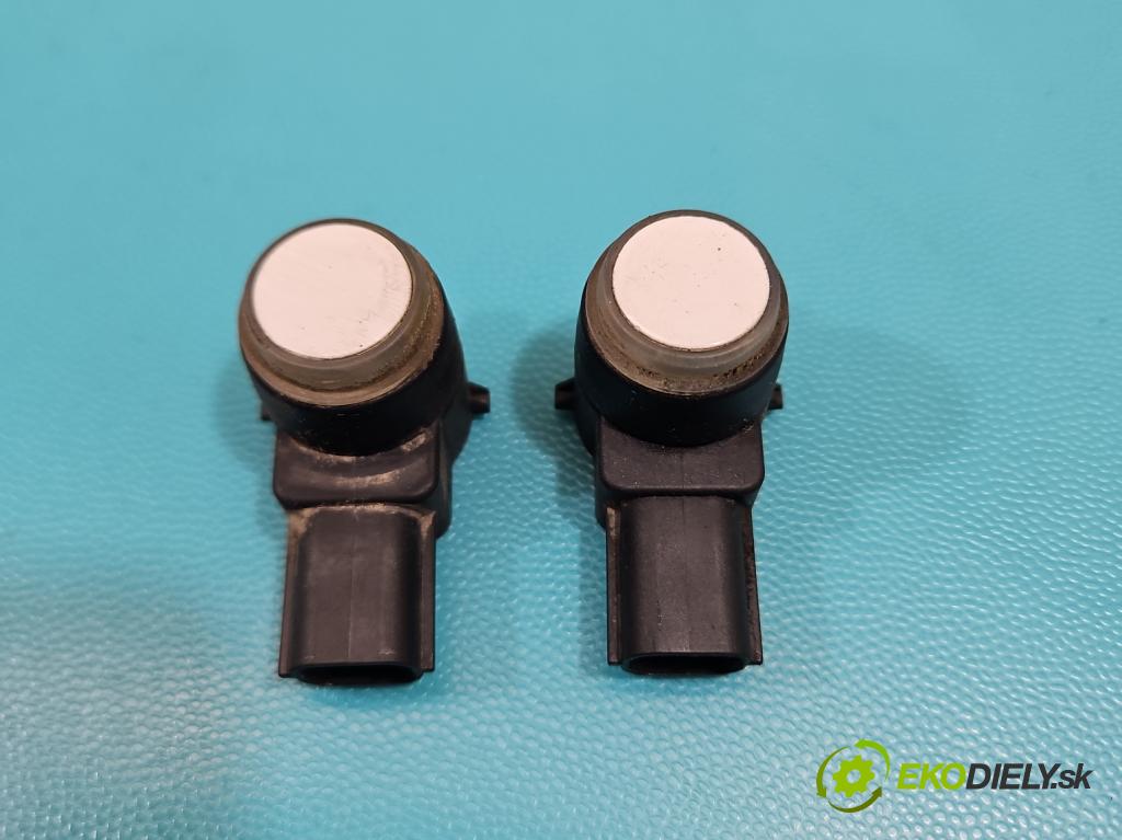 Chevrolet Cruze 1.8 16v 141 HP manual 104 kW 1796 cm3 5- snímač parkovaní: 13282883