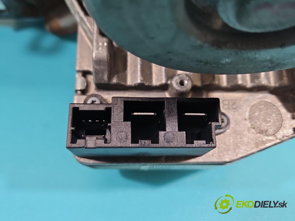 Renault Clio III 2005-2012 1.5 DCI 106 HP manual 78 kW 1461 cm3 5- čerpadlo posilovač 8200294982C (Servočerpadlo)