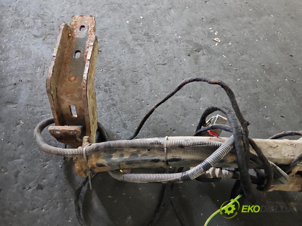 Citroen C4 II 2010-2017 2.0 hdi 150 HP manual 110 kW 1997 cm3 5- Hák: vlečení: 9427CN (Ťažné zariadenie)