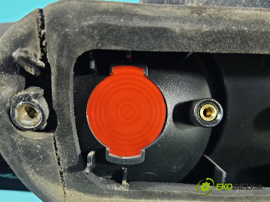 Seat Ibiza III 6L 2002-2008 1.4 16V 75 HP manual 55 kW 1390 cm3 5- svetlo / reflektor zadné ľavé 6L6945093F (Kľučka dverí ostatné)