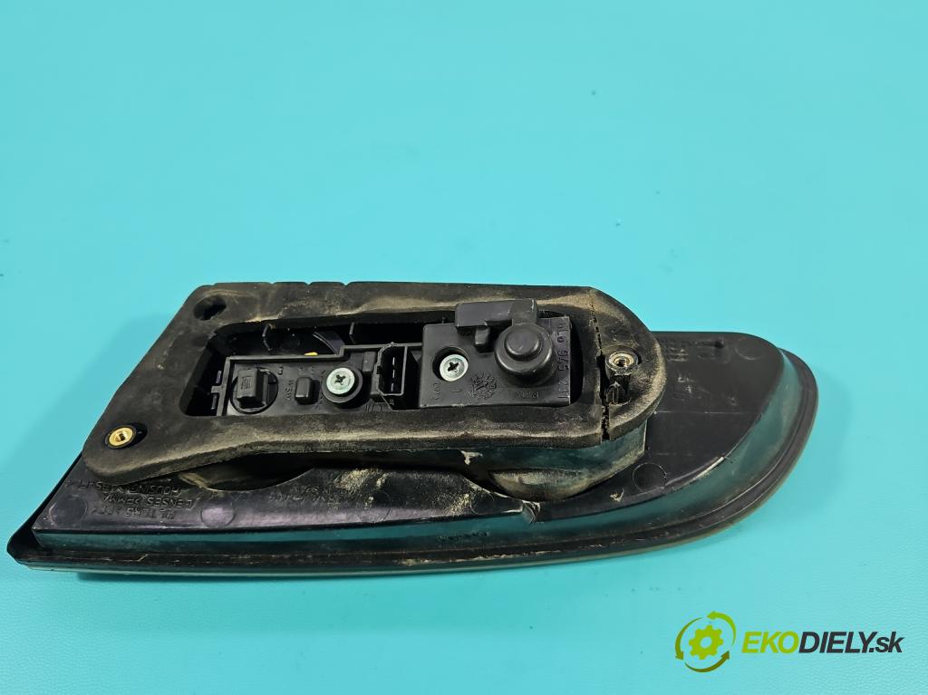 Seat Ibiza III 6L 2002-2008 1.4 16V 75 HP manual 55 kW 1390 cm3 5- svetlo / reflektor zadné ľavé 6L6945093F (Kľučka dverí ostatné)