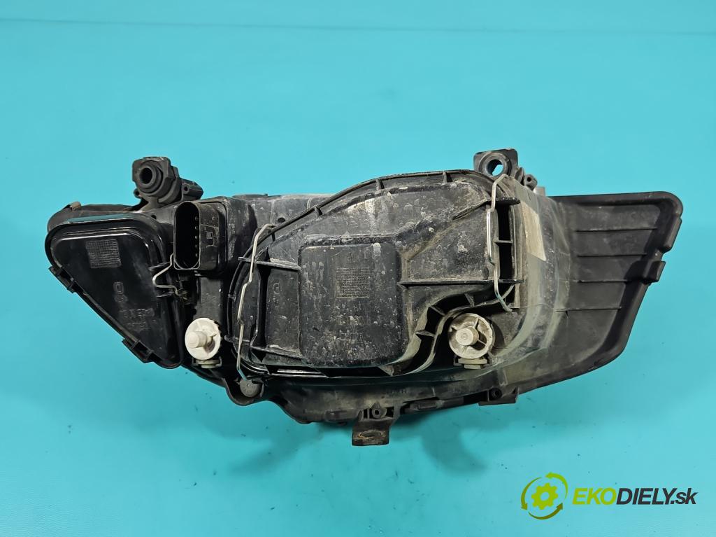 Seat Ibiza III 6L 2002-2008 1.4 16V 75 HP manual 55 kW 1390 cm3 5- Reflektor: pravý  (Svetlo predné pravé)