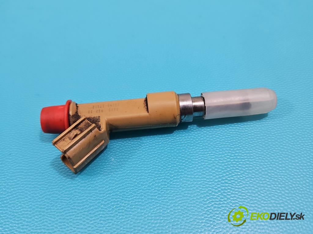 Toyota Avensis III T27 2009-2018 2.0 16v 152KM manual 112 kW 1987 cm3 5- vstrek 23250-37010 (Vstrekovač paliva)