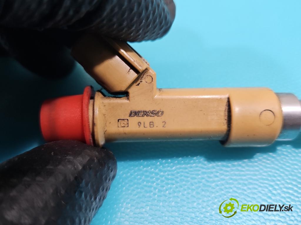 Toyota Avensis III T27 2009-2018 2.0 16v 152KM manual 112 kW 1987 cm3 5- vstrek 23250-37010 (Vstrekovač paliva)