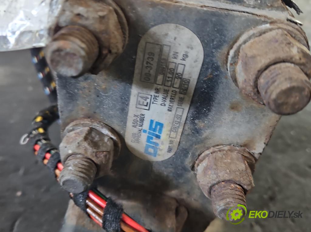 Audi A5 8T 2007-2016 3.0 tdi V6 239KM manual 176 kW 2967 cm3 2- oko tažné  (Tažné zařízení)