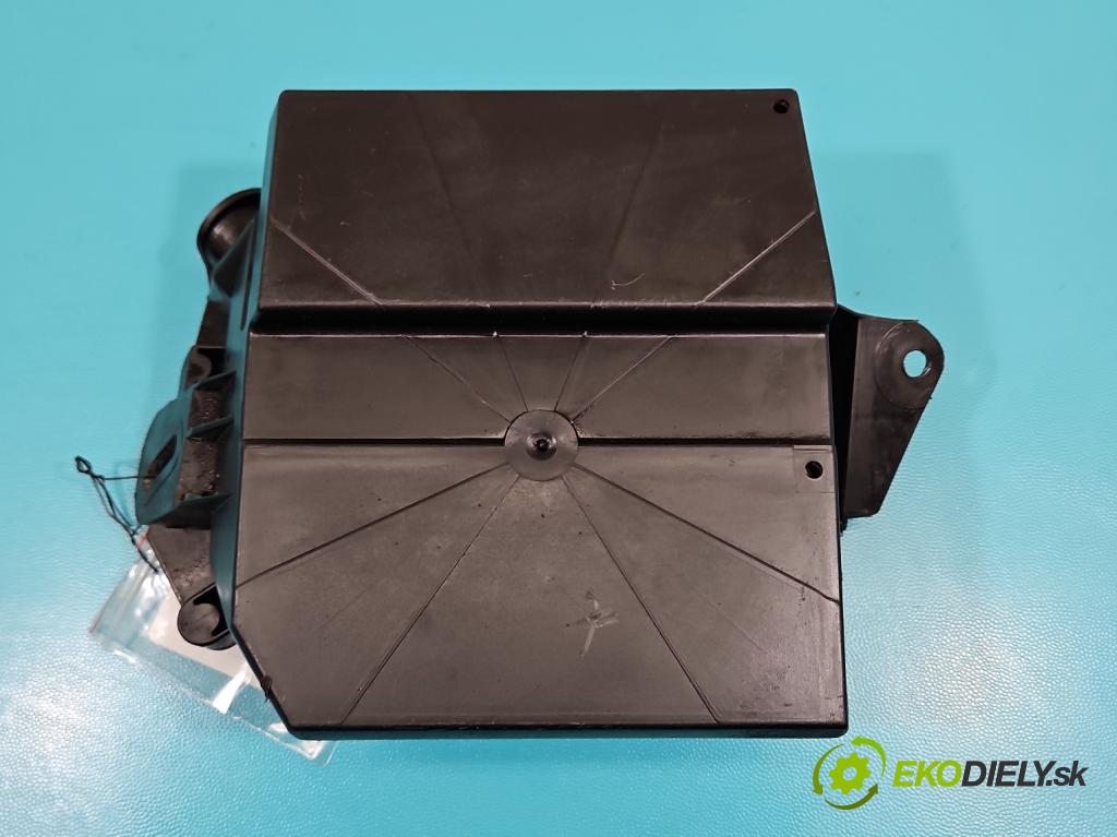 Renault Clio III 2005-2012 1.5 DCI 106 hp manual 78 kW 1461 cm3 5- skříňka pojistková 674661 (Pojistková skříňka)