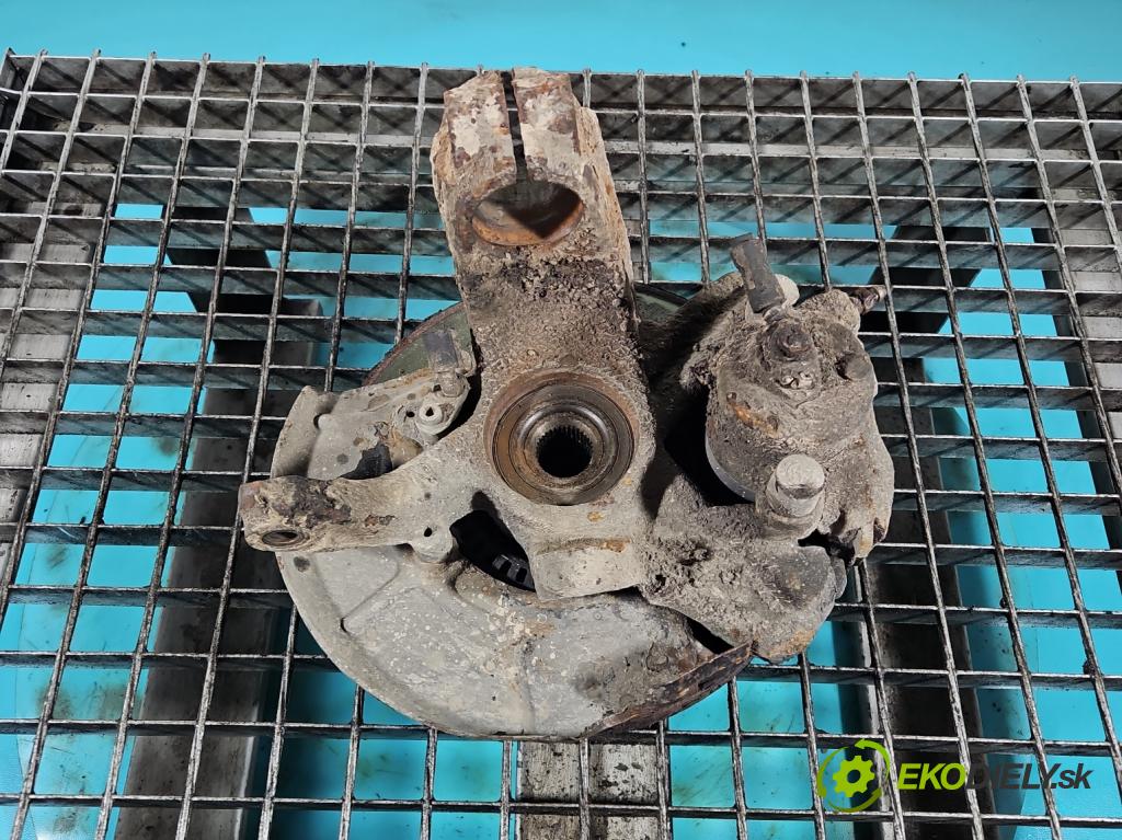 Seat Leon I 1999-2005 1.6 SR 101 hp manual 74 kW 1595 cm3 5- náboj levé  (Náboj kola)