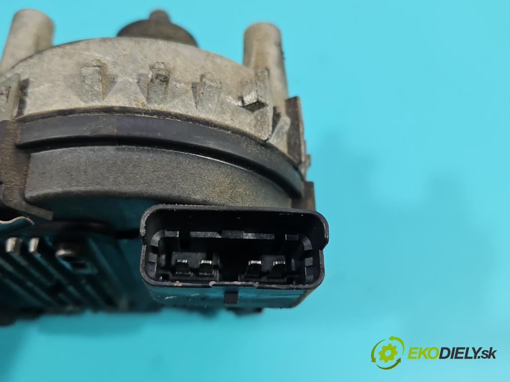 Renault Espace IV 2003-2014 2.0 T 163 hp manual 120 kW 1998 cm3 5- motor stěračů přední 0390241805