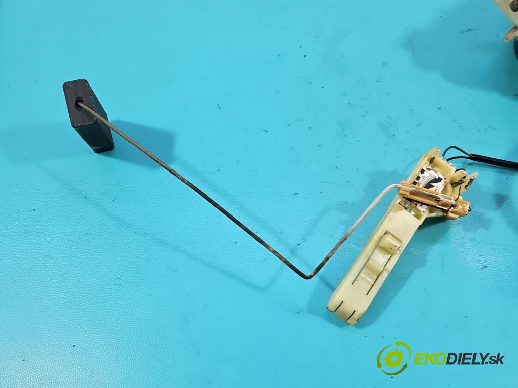 Audi 80 B4 1991-1994 2.0 JEDEN: 90 hp manual 66 kW 1984 cm3 4- čerpadlo paliva 8A0201319A