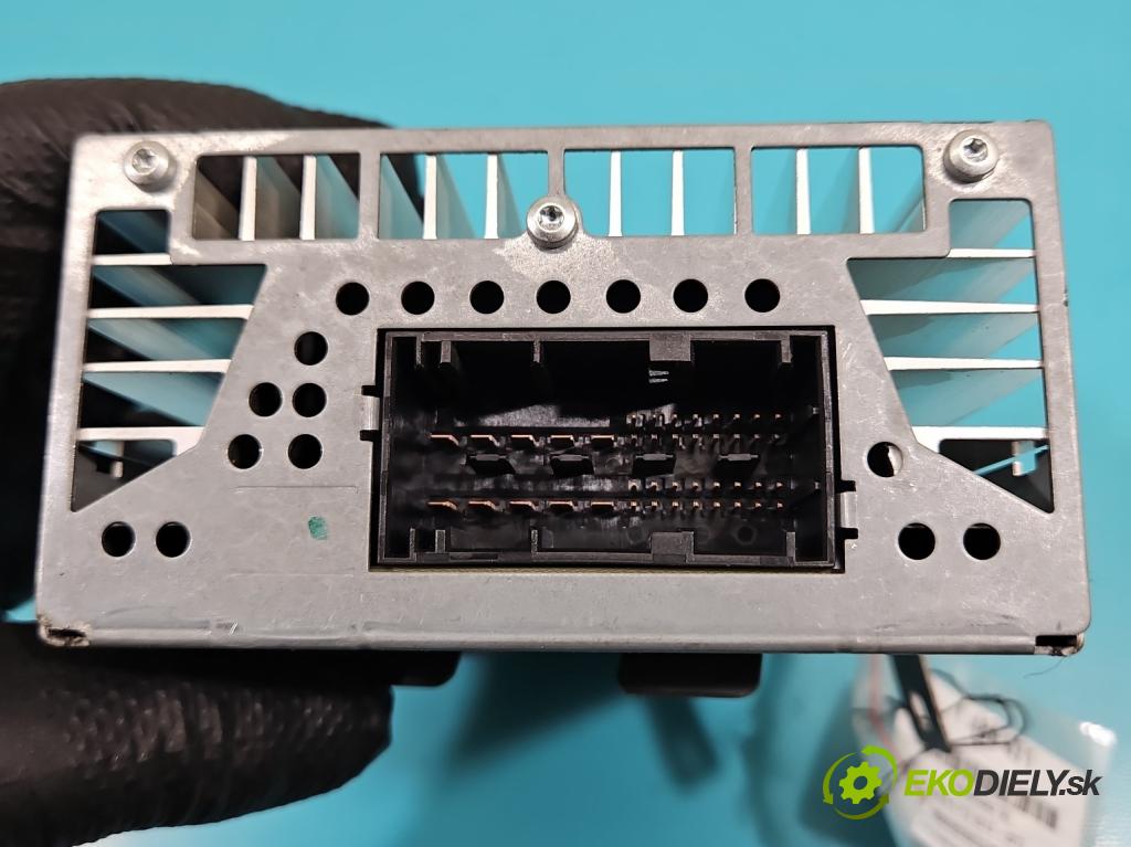 Bmw 5 F10 2010-2017 2.0 T 245KM automatic 180 kW 1997 cm3 4- Zesilovač: 9266355 (Zosilňovač)