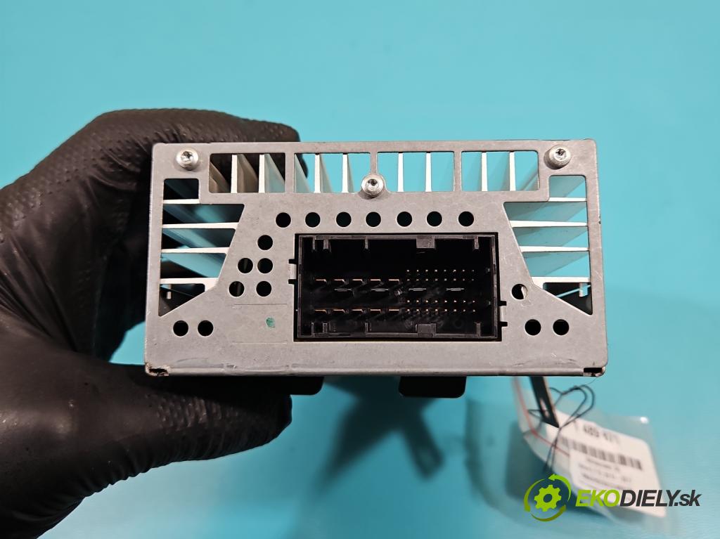 Bmw 5 F10 2010-2017 2.0 T 245KM automatic 180 kW 1997 cm3 4- Zesilovač: 9266355 (Zosilňovač)