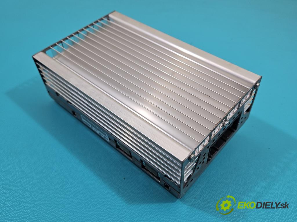 Bmw 5 F10 2010-2017 2.0 T 245KM automatic 180 kW 1997 cm3 4- Zesilovač: 9266355 (Zosilňovač)