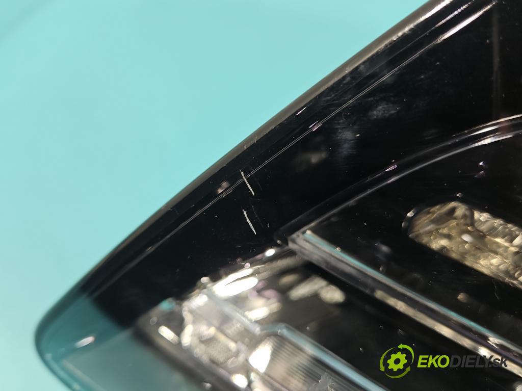 Audi Q5 2008-2016 2.0 tdi 170 HP manual 125 kW 1968 cm3 5- Reflektor: ľavý 8R0941029AF (Kľučka dverí ostatné)