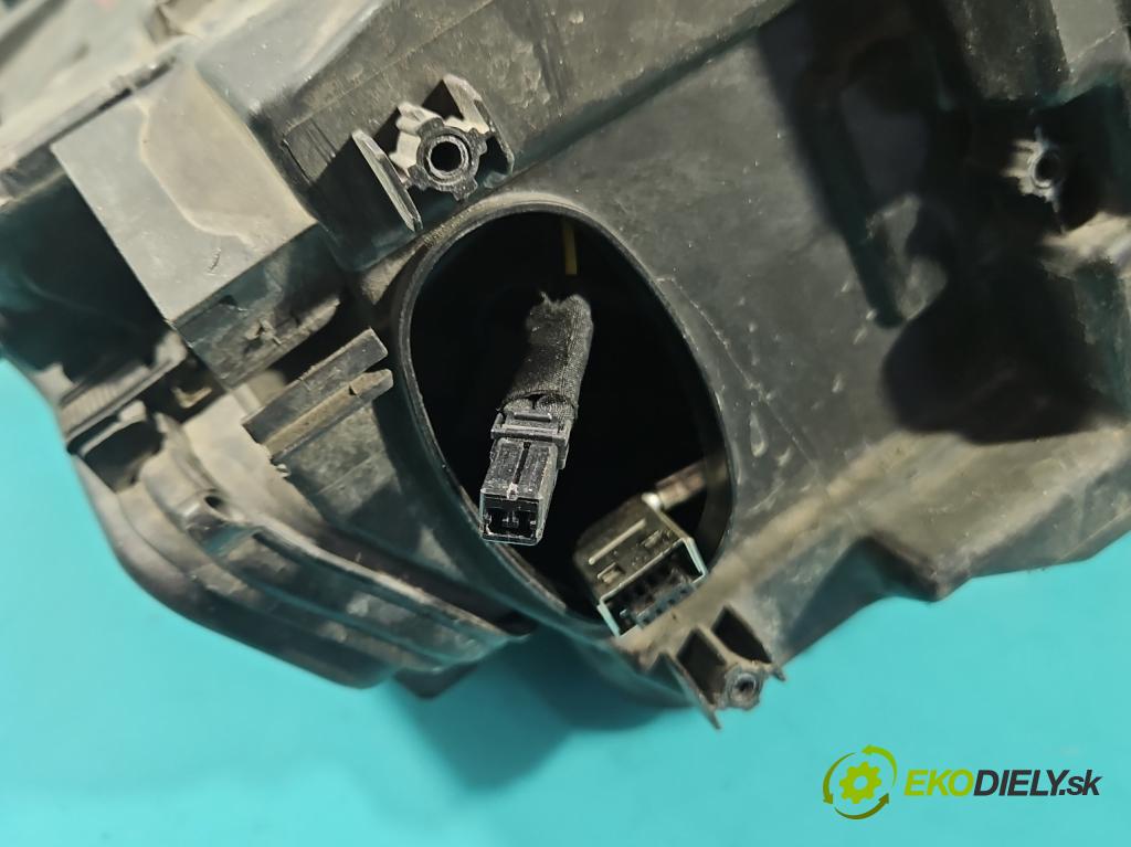 Bmw 3 E90 2005-2013 2.0d 163 HP automatic 120 kW 1995 cm3 4- Reflektor: ľavý 6942737 (Kľučka dverí ostatné)