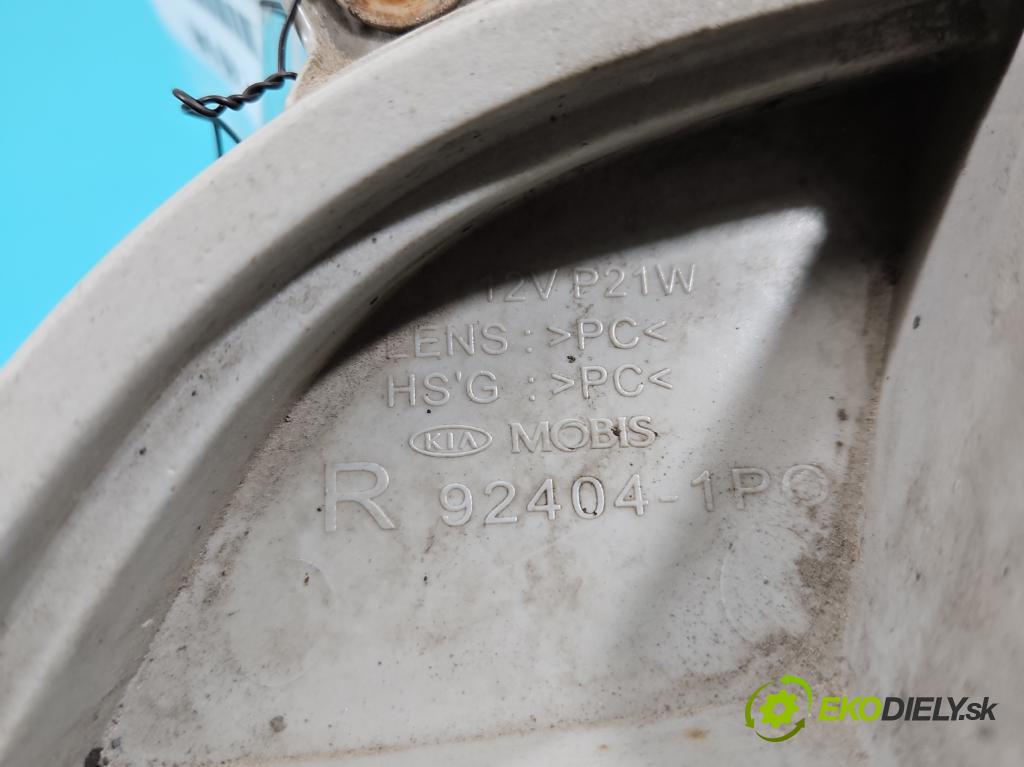 Kia Venga 1.4 crdi 75 HP manual 55 kW 1396 cm3 5- svetlo / reflektor zadné pravé nárazník 92404-1P0