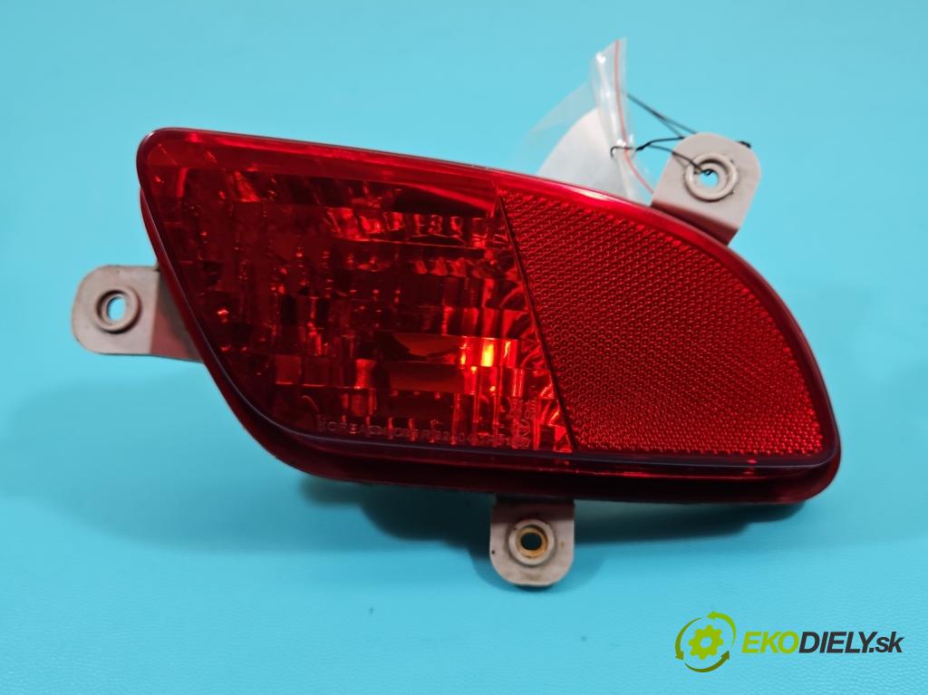 Kia Venga 1.4 crdi 75 HP manual 55 kW 1396 cm3 5- svetlo / reflektor zadné pravé nárazník 92404-1P0