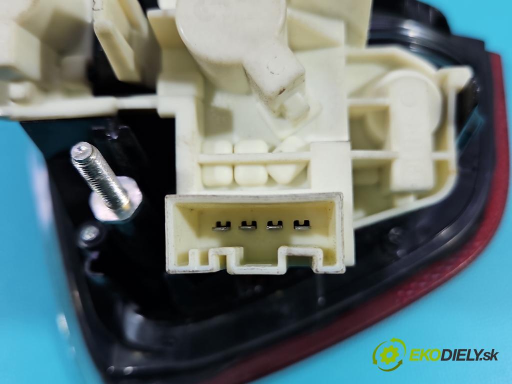 Bmw 3 E90 2005-2013 2.0d 163 HP automatic 120 kW 1995 cm3 4- svetlo / reflektor zadné ľavé 0284942224 (Kľučka dverí ostatné)