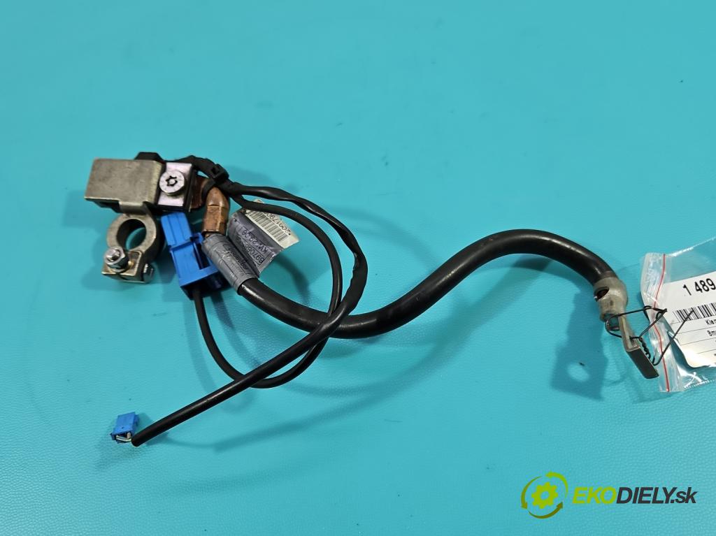 Bmw 3 E90 2005-2013 2.0d 163 hp automatic 120 kW 1995 cm3 4- kontakt mínus: 6928989
