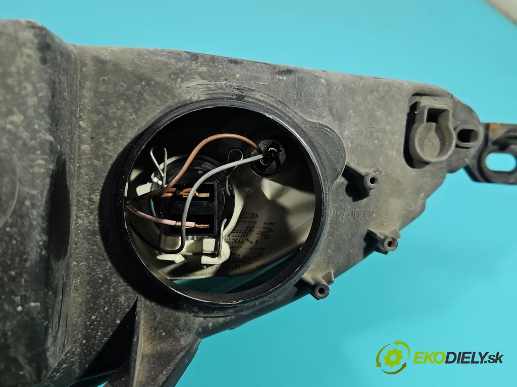 Peugeot 407 1.6 hdi 109 HP manual 80 kW 1560 cm3 5- Reflektor: pravý 9660235980 (Svetlo predné pravé)