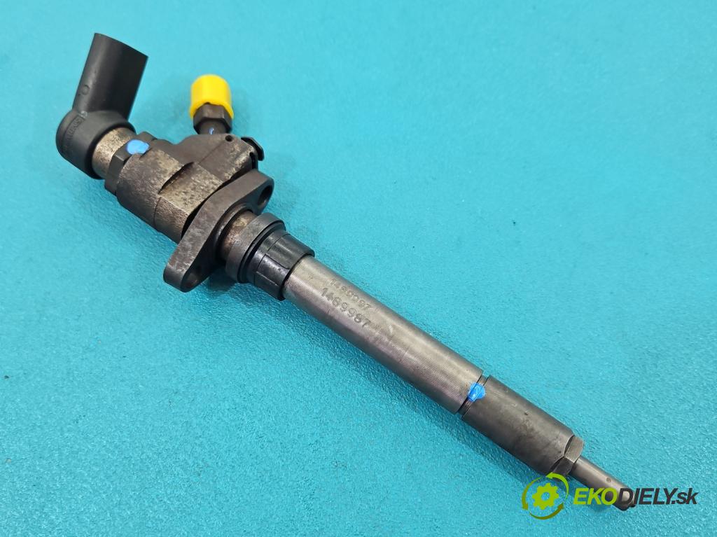 Volvo V50 2.0d 136 HP manual 100 kW 1997 cm3 5- vstrek 9647247280 (Vstrekovač paliva)