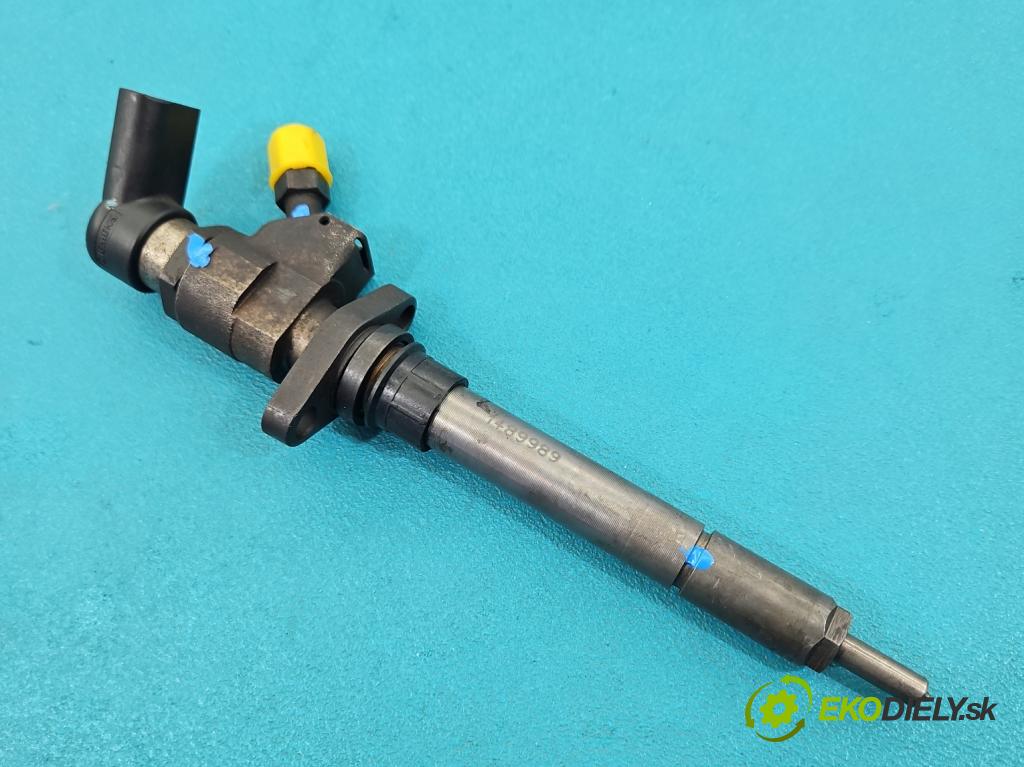 Volvo V50 2.0d 136 HP manual 100 kW 1997 cm3 5- vstrek 9647247280 (Vstrekovač paliva)