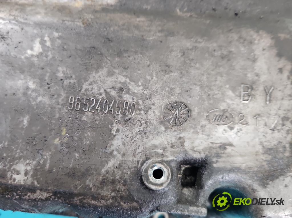 Volvo V50 2.0d 136 HP manual 100 kW 1997 cm3 5- vaňa olejová 9652404580 (Olejová vaňa)