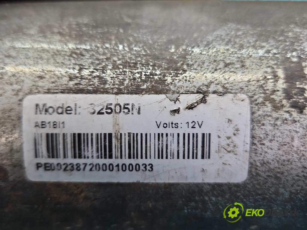 Volvo V50 2.0d 136 HP manual 100 kW 1997 cm3 5- štartér  (Štartér)