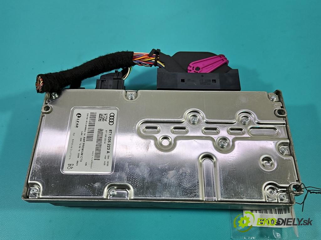 Audi A5 8T 2007-2016 2.0 TFSI 224 hp automatic 165 kW 1984 cm3 5- Zesilovač: 8T1035223A (Zesilovač)