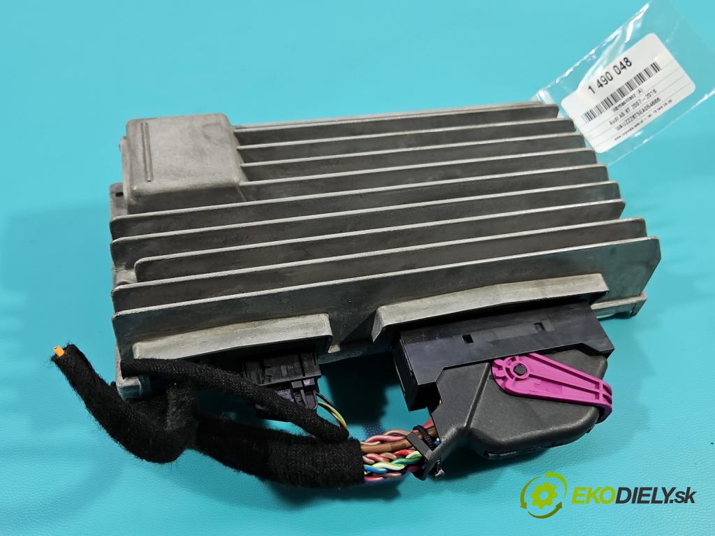 Audi A5 8T 2007-2016 2.0 TFSI 224 hp automatic 165 kW 1984 cm3 5- Zesilovač: 8T1035223A (Zesilovač)