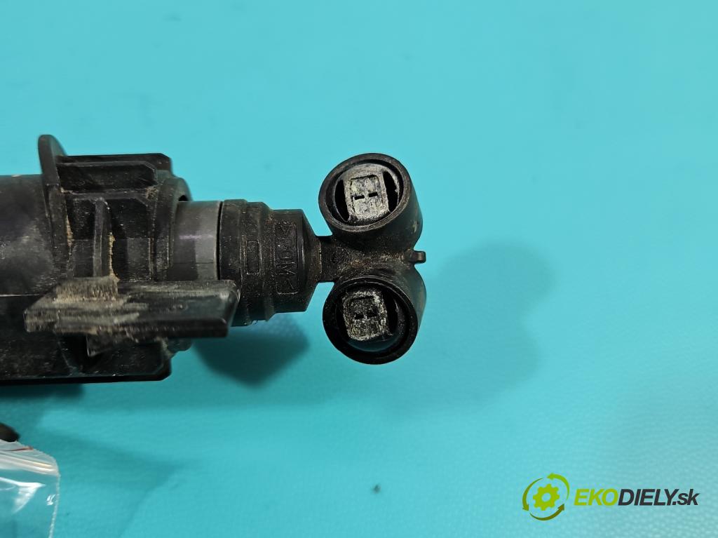 Audi A5 8T 2007-2016 2.0 TFSI 224hp automatic 165 kW 1984 cm3 5- ostrekovač reflektor: ľavý 8T0955101D (Motorček ostrekovačov)