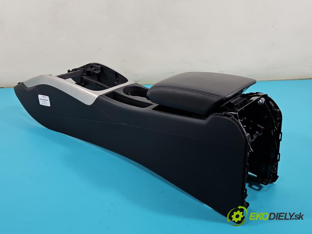 Audi A5 8T 2007-2016 2.0 TFSI 224hp automatic 165 kW 1984 cm3 5- operadlo 8K0864981D (Lakťová opierka)