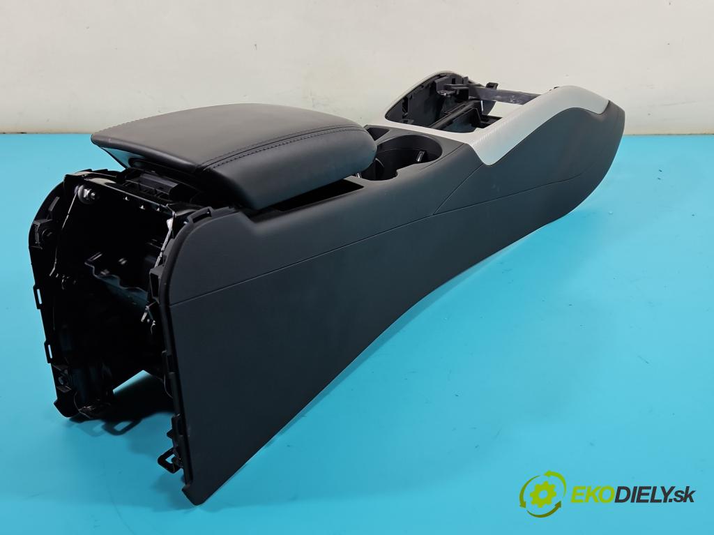 Audi A5 8T 2007-2016 2.0 TFSI 224hp automatic 165 kW 1984 cm3 5- operadlo 8K0864981D (Lakťová opierka)