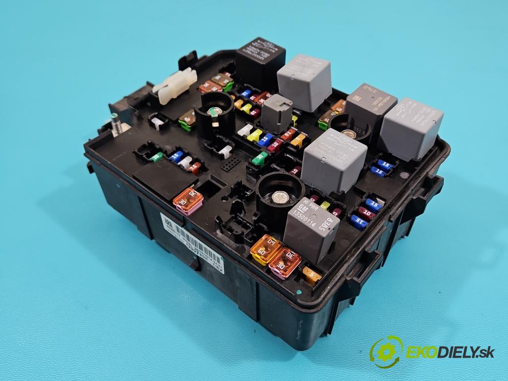 Opel Mokka A 2012-2019 1.6 cdti 136hp manual 100 kW 1598 cm3 5- skříňka pojistková 42397198 (Pojistková skříňka)