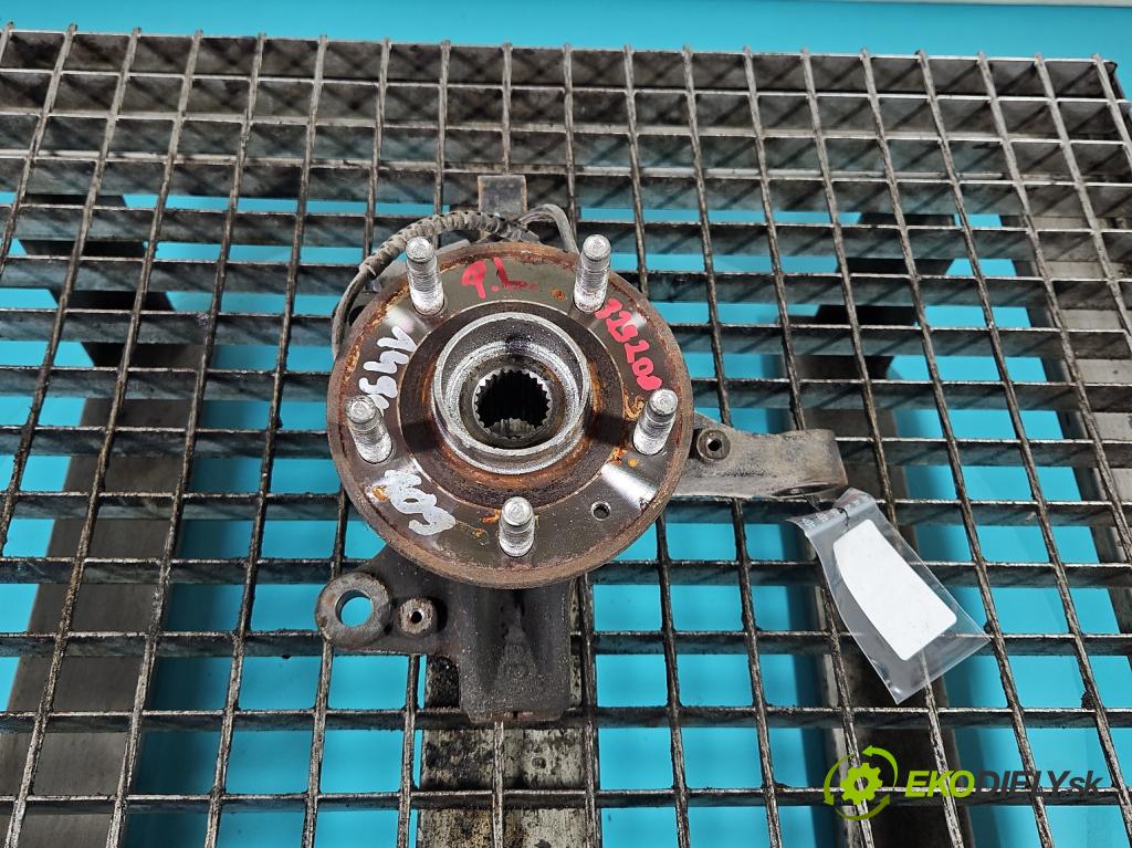 Opel Mokka A 2012-2019 1.6 cdti 136hp manual 100 kW 1598 cm3 5- náboj levé  (Náboj kola)