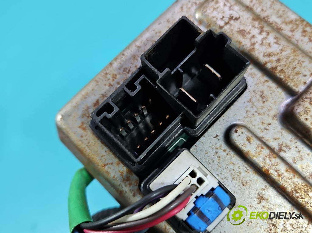 Fiat Punto Grande 1.3 JTD 69KM manual 51 kW 1300 cm3 3- čerpadlo posilovač 26117861 (Servočerpadlo)