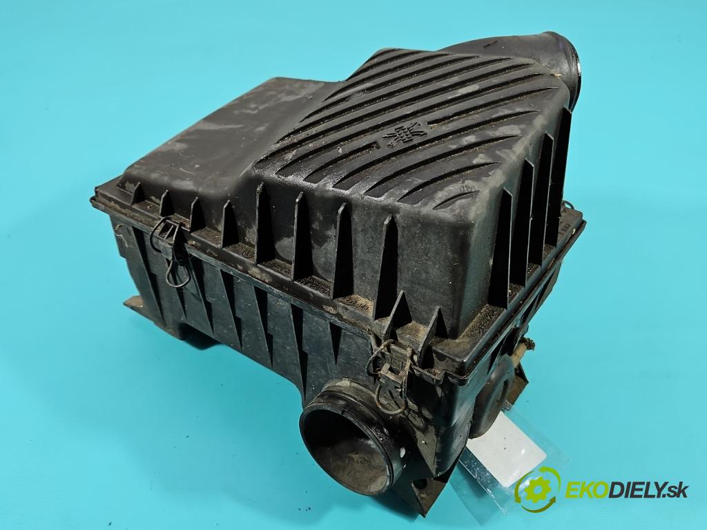 Vw Passat B3 1988-1993 1.8 90 HP manual 66 kW 1781 cm3 4- obal filtra vzduchu 357129607 (Obal vzduchového filtra)