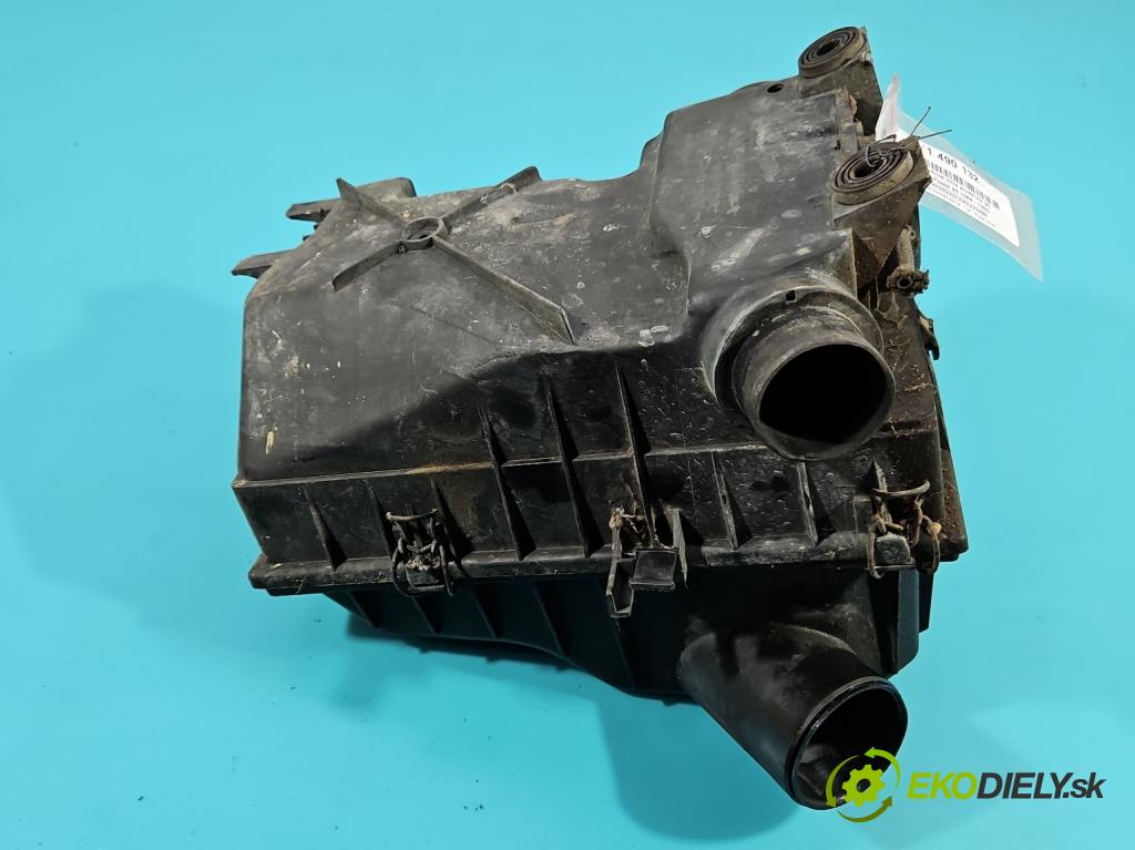 Vw Passat B3 1988-1993 1.8 90 HP manual 66 kW 1781 cm3 4- obal filtra vzduchu 357129607 (Obal vzduchového filtra)