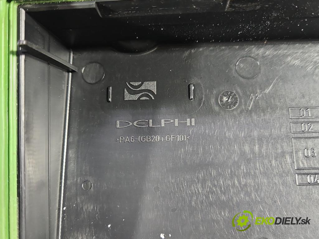 Fiat Punto Grande 1.3 JTD 69KM manual 51 kW 1300 cm3 3- skříňka pojistková 51775622 (Pojistková skříňka)