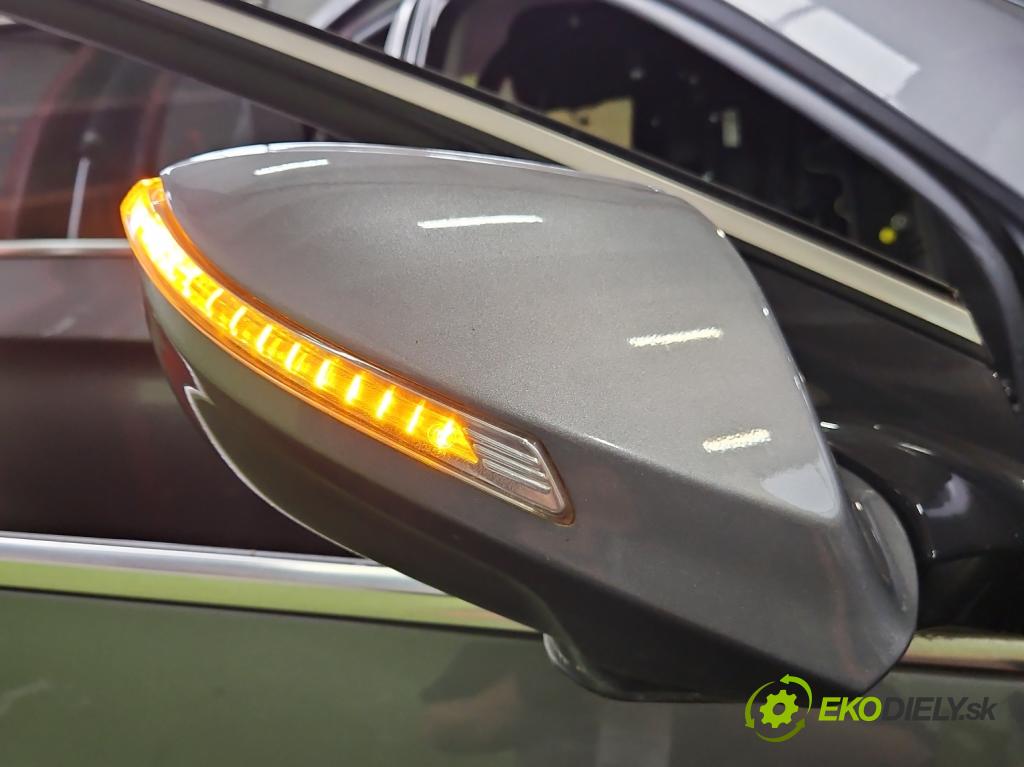 Hyundai I40 1.7 crdi 116 hp manual 85 kW 1685 cm3 5- zpětné zrcátko pravé  (Klika dveří ostatní)