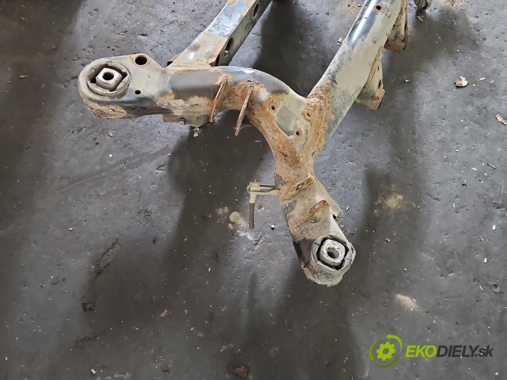 Bmw 3 E90 2005-2013 2.0d 163 hp automatic 120 kW 1995 cm3 4- zadní výztuha  (Zadní výztuha)