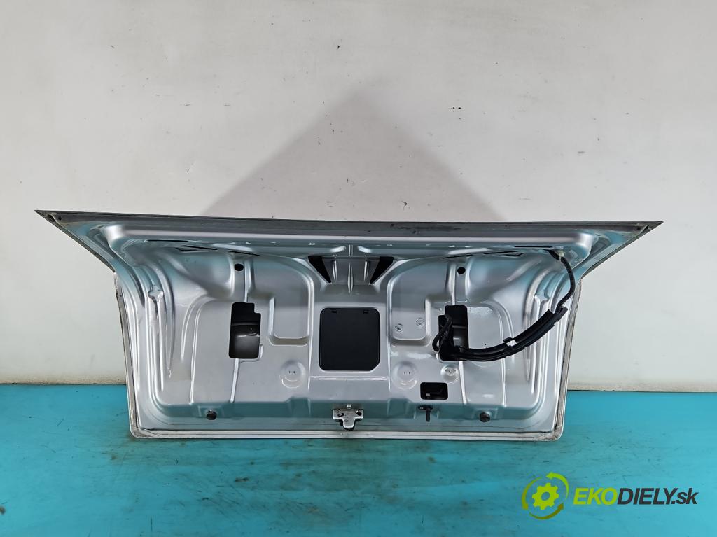 Opel Astra II 1998-2009 1.6 16V 101 hp manual 74 kW 1598 cm3 4- zadní kufrové dveře  (Zadní kapota (kufr))