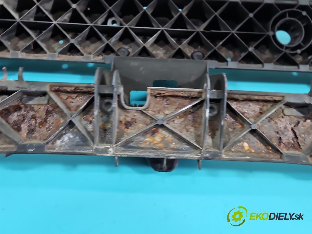 Ford Focus Mk1 1998-2004 1.8 tddi 90 hp manual 66 kW 1753 cm3 3- stěna přední  (Přední výztuha)