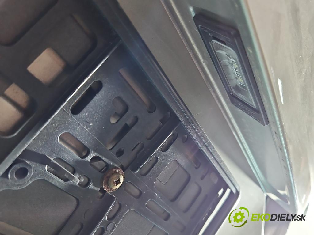 Audi A5 8T 2007-2016 2.0 TFSI 224 hp automatic 165 kW 1984 cm3 5- zadní kufrové dveře  (Zadní kapota (kufr))