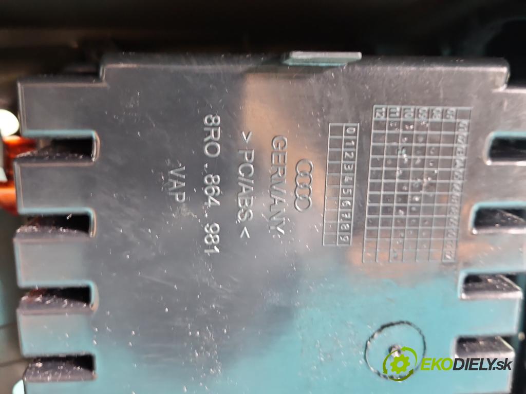 Audi Q5 2008-2016 2.0 tdi 170 HP manual 125 kW 1968 cm3 5- operadlo 8R0864981 (Lakťová opierka)